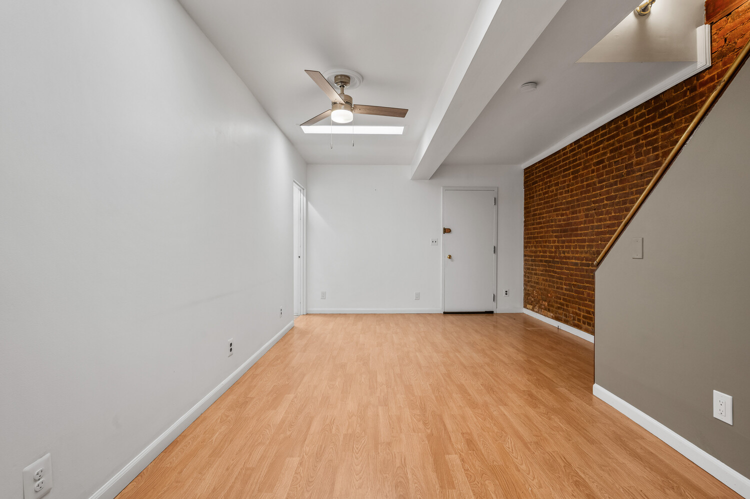 517 CLINTON Street