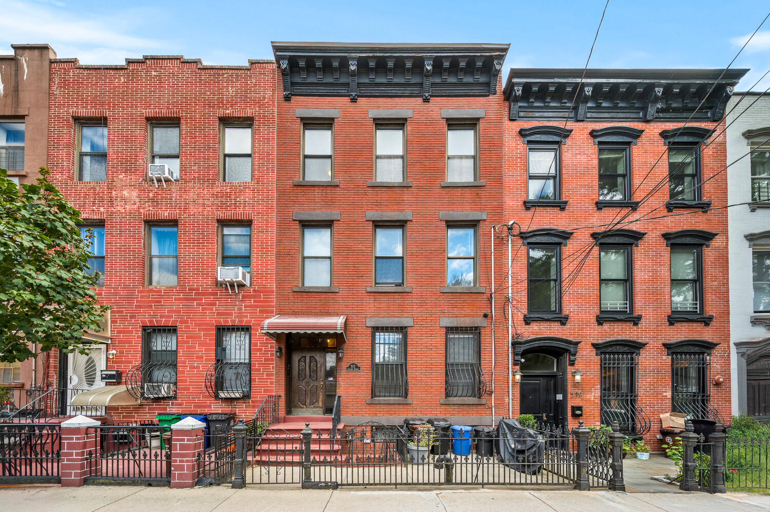 517 CLINTON Street