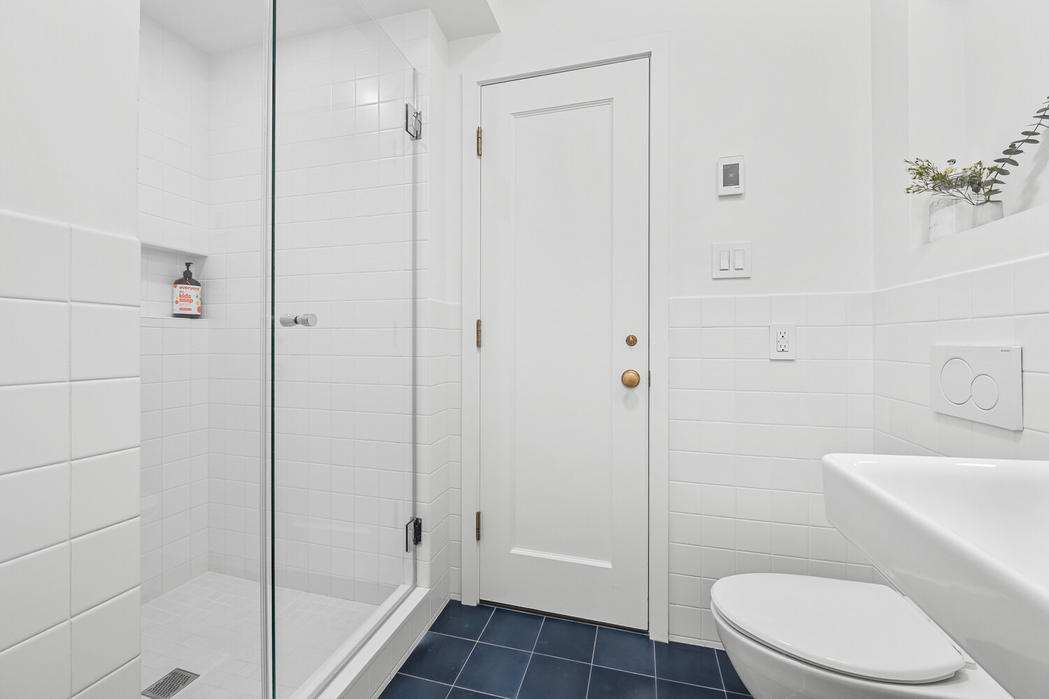 385 ARGYLE Road 2G