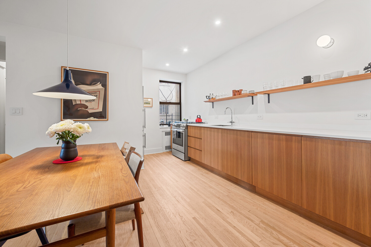 385 ARGYLE Road 2G