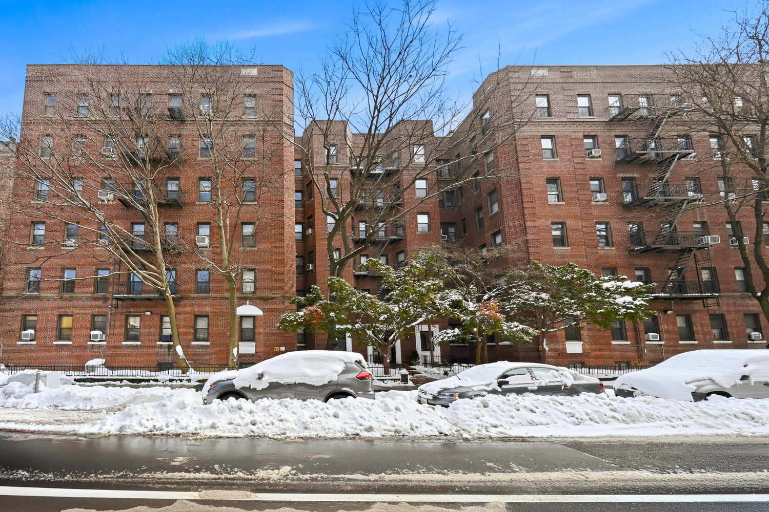 385 ARGYLE Road 2G