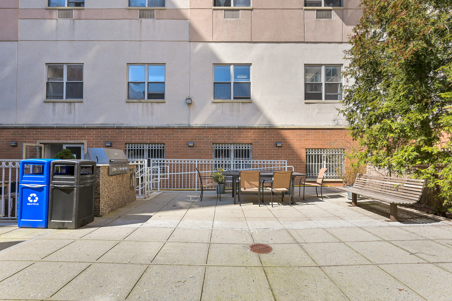 1787 MADISON Avenue 614