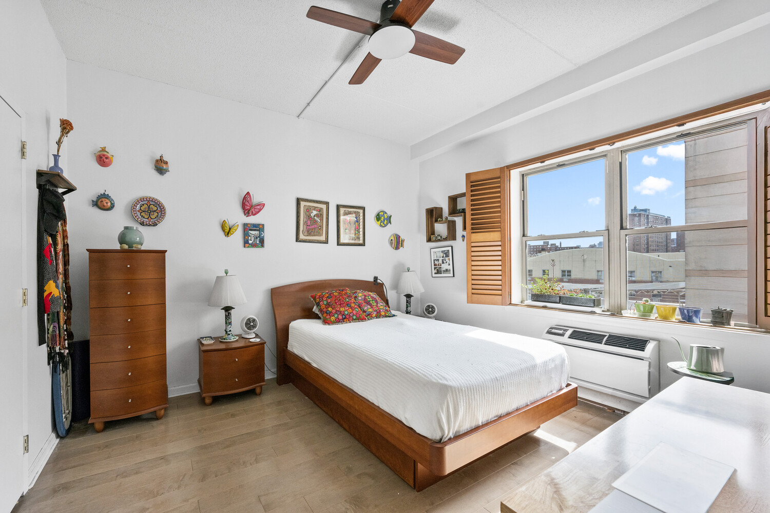 1787 MADISON Avenue 614