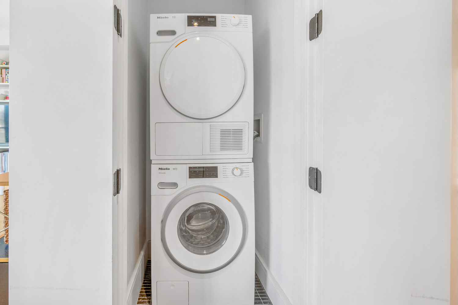 1702 NEWKIRK Avenue 5A