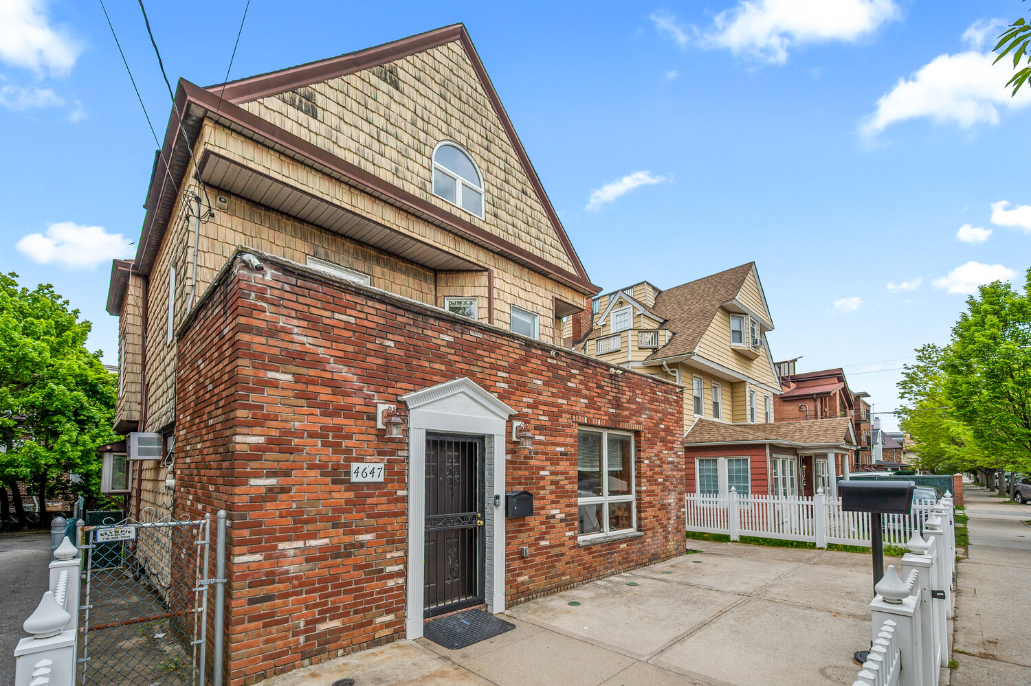 4647 BEDFORD Avenue