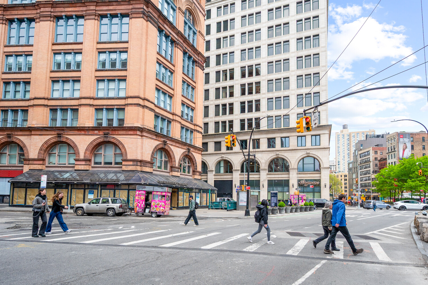 439 LAFAYETTE Street 3