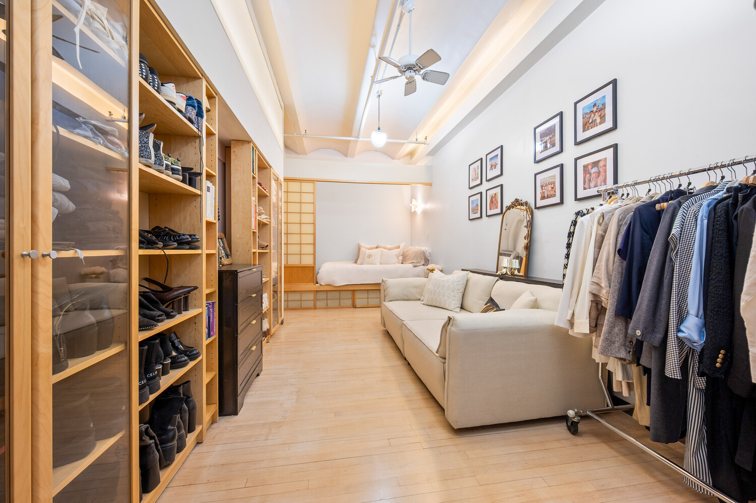 439 LAFAYETTE Street 3