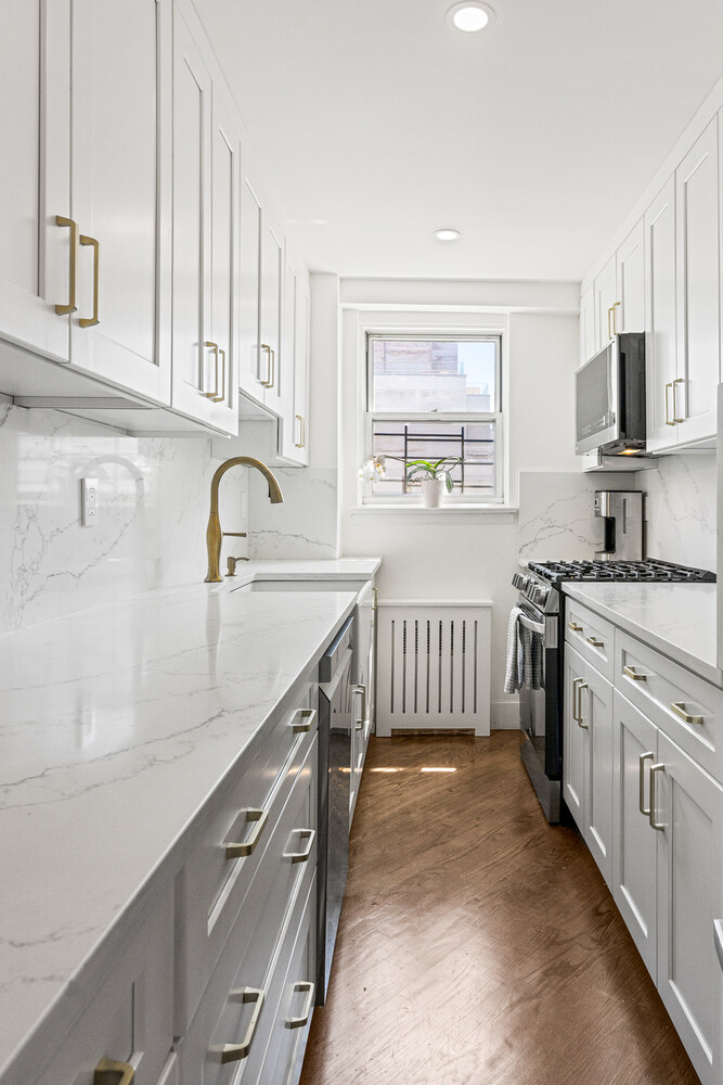 300 E 71ST Street 15G