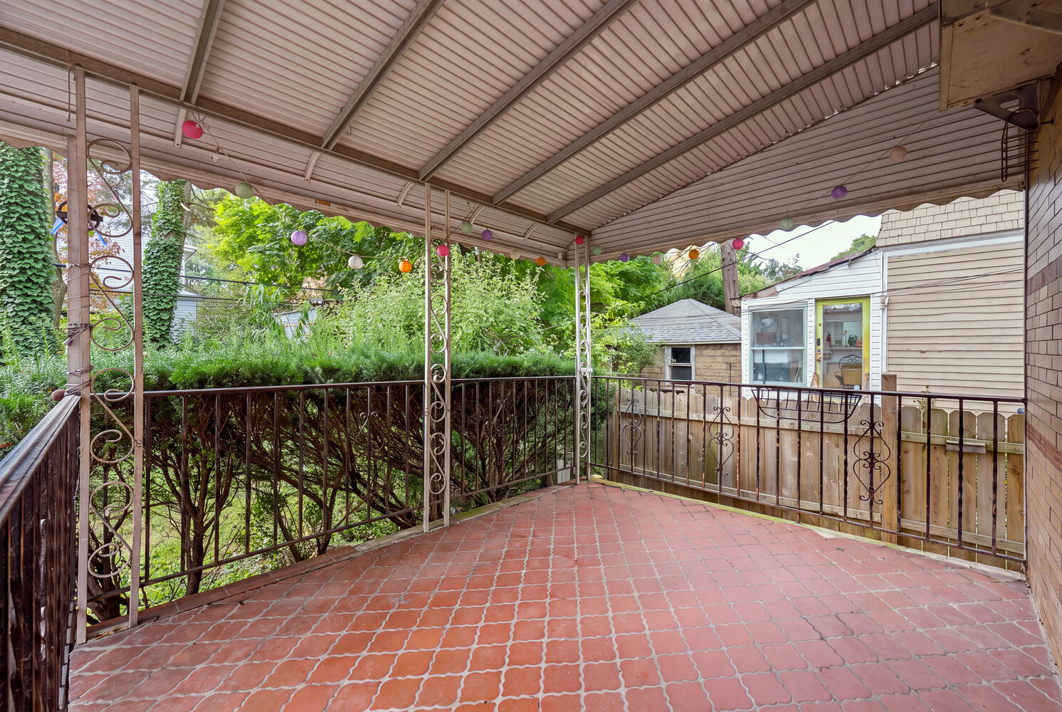 342 WESTMINSTER Road