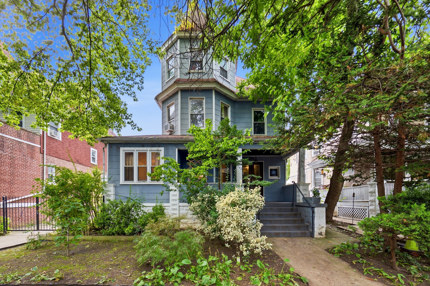 342 WESTMINSTER Road