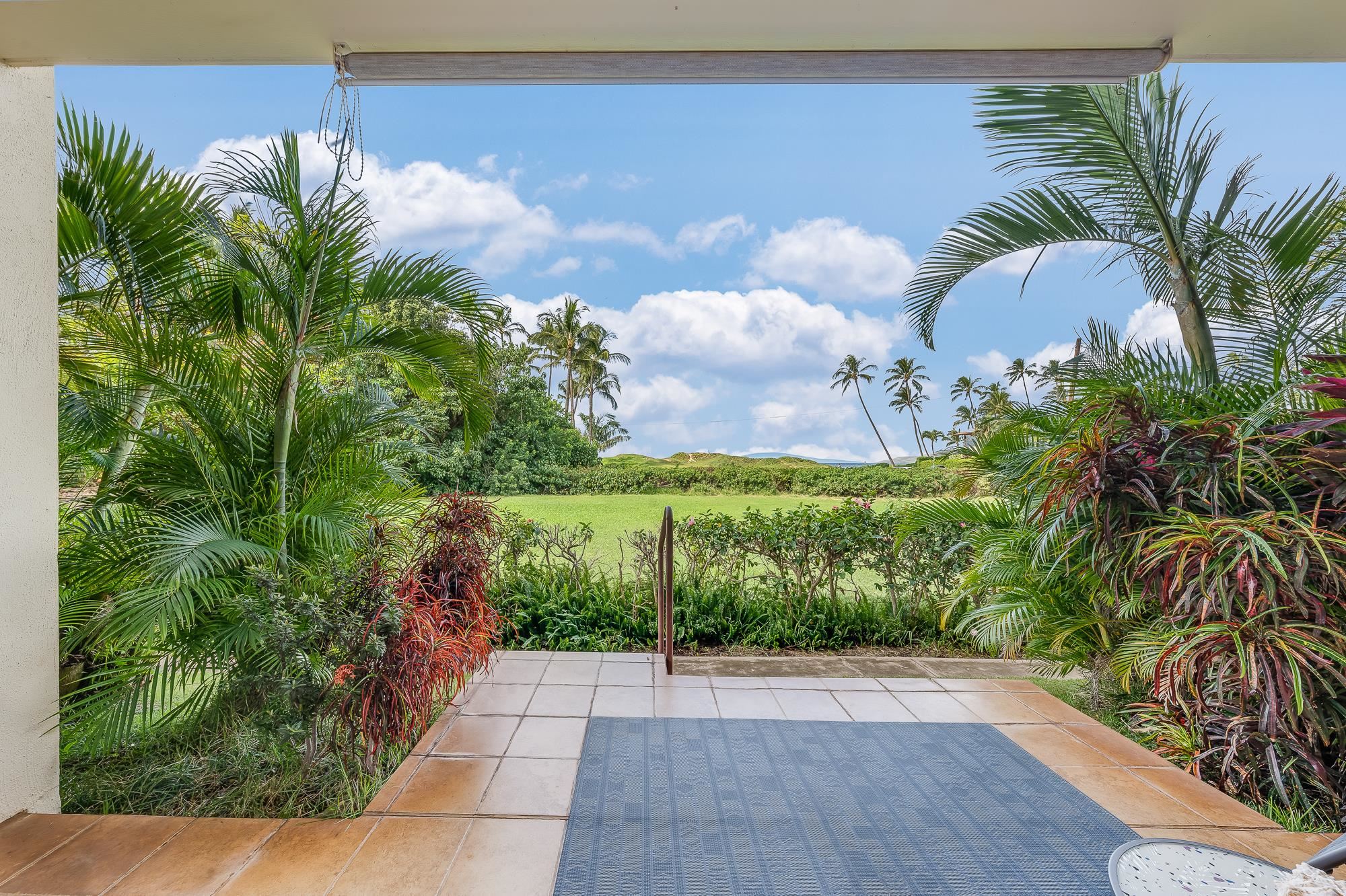 49 W LIPOA St Unit: 103