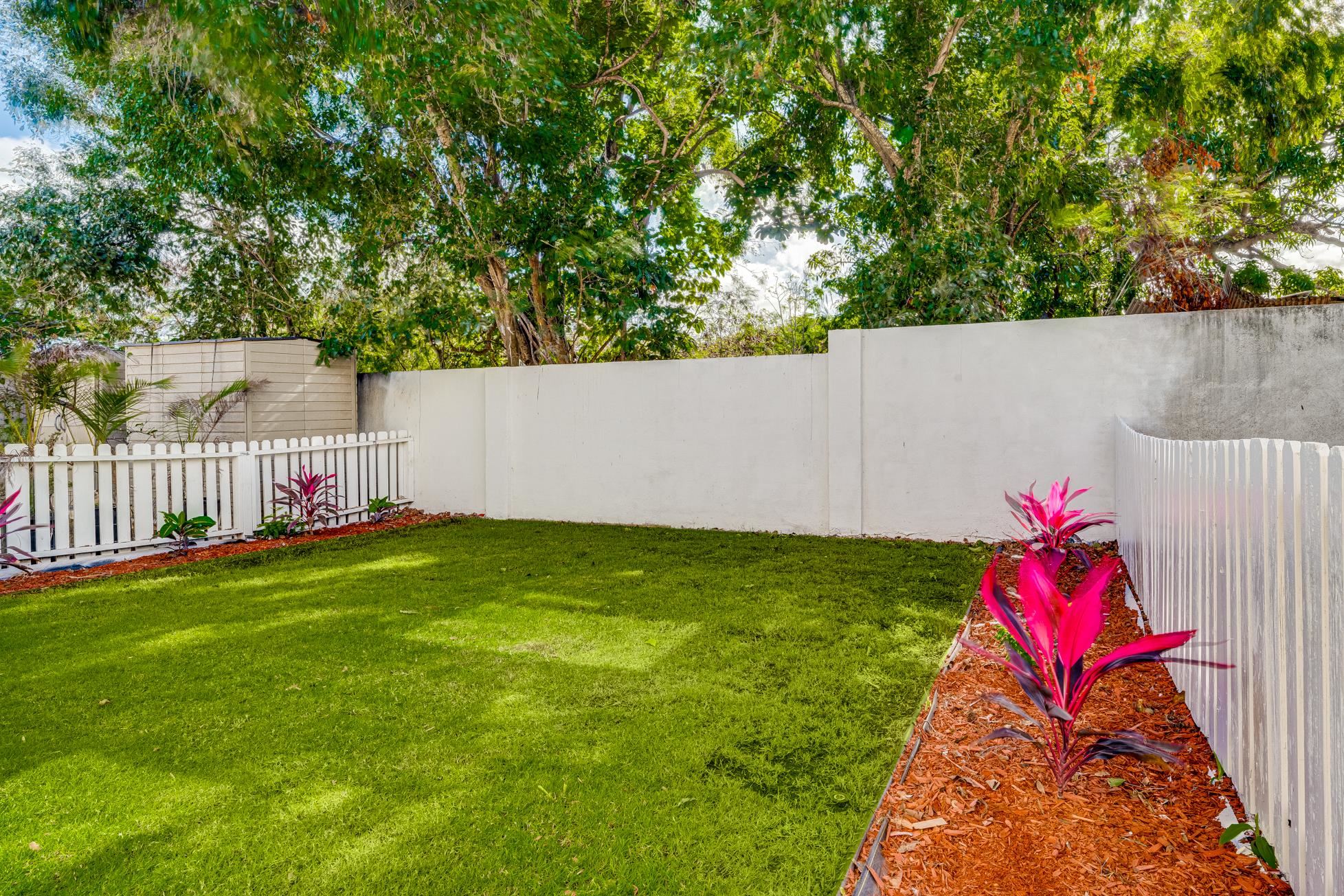 91 Kopi Ln Unit: 1-103