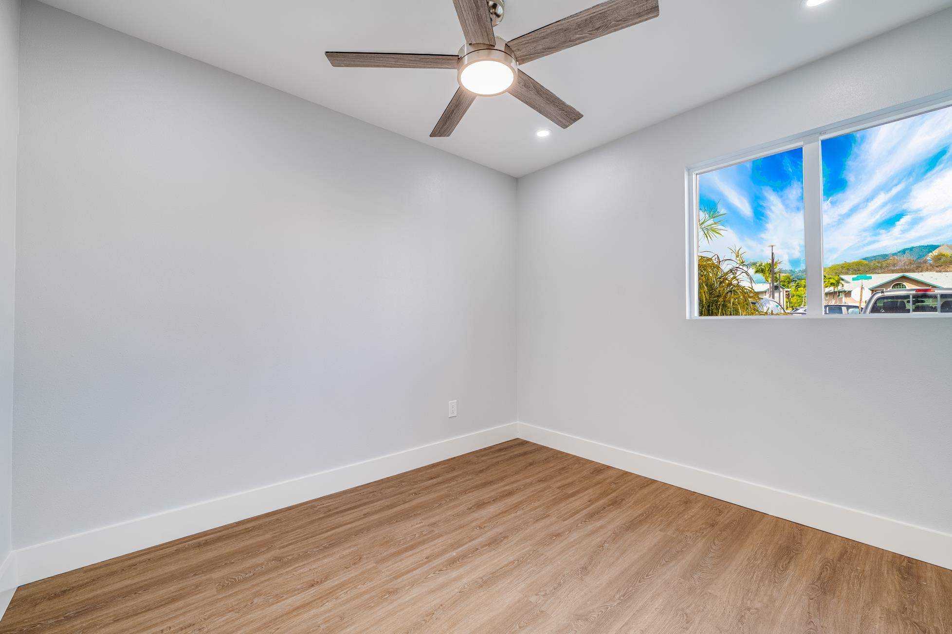 91 Kopi Ln Unit: 1-103