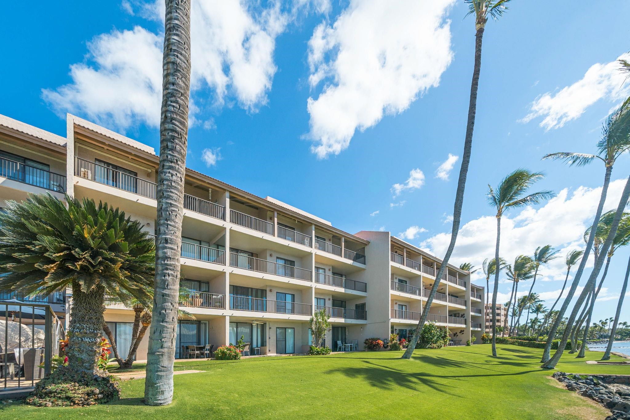 100 HAUOLI St Unit: 303