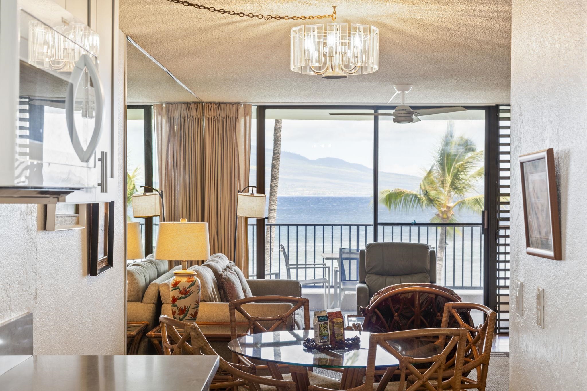 100 HAUOLI St Unit: 303