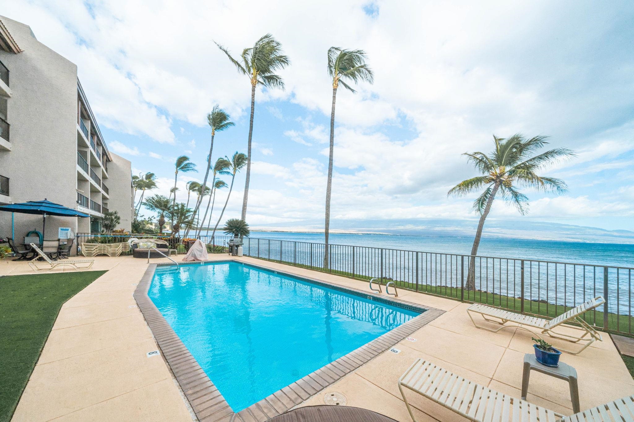 100 HAUOLI St Unit: 303