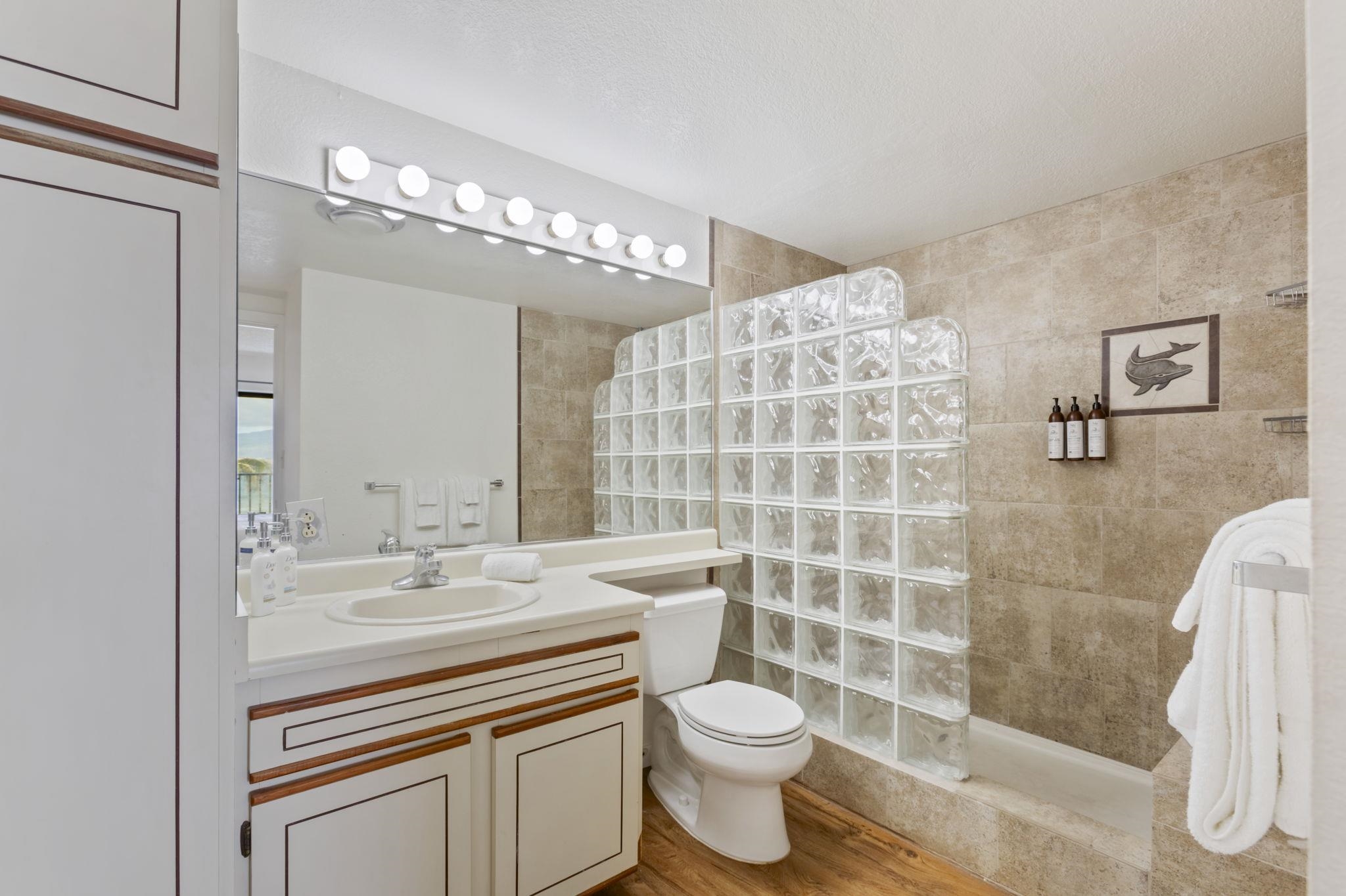 100 HAUOLI St Unit: 303