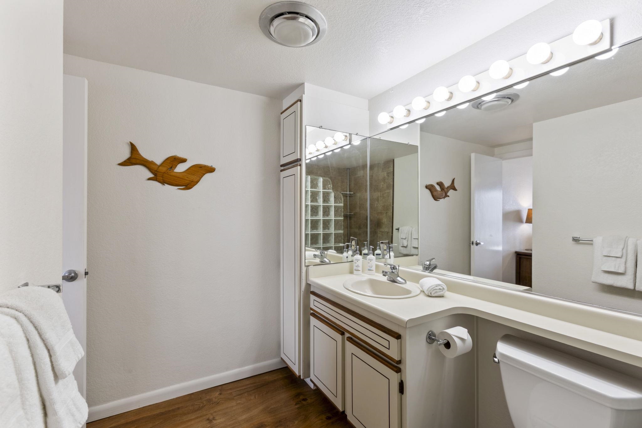 100 HAUOLI St Unit: 303