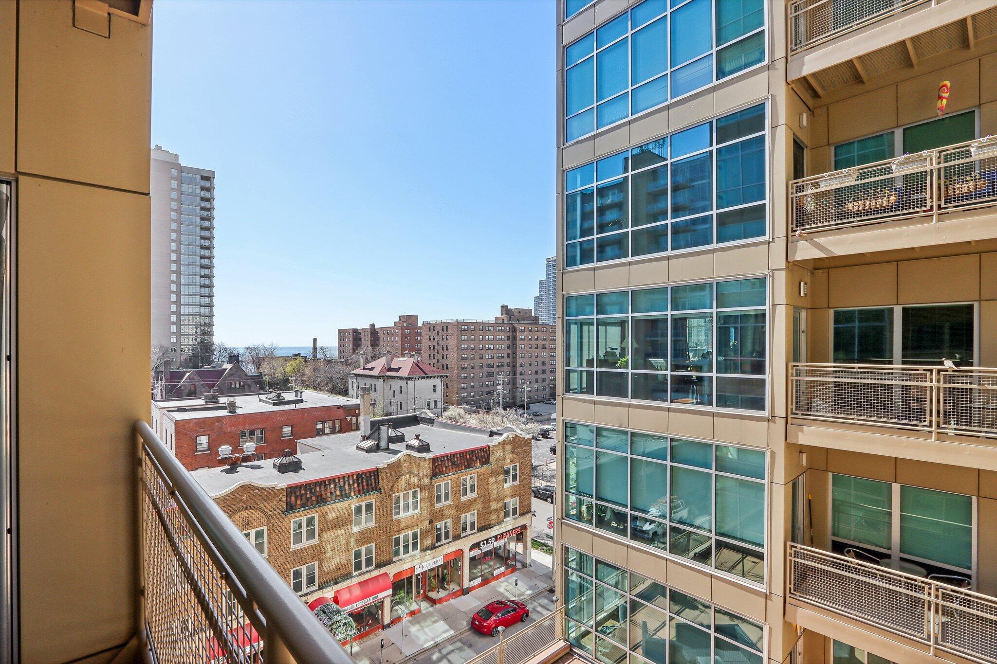 1550 E Royall Pl Unit: 613