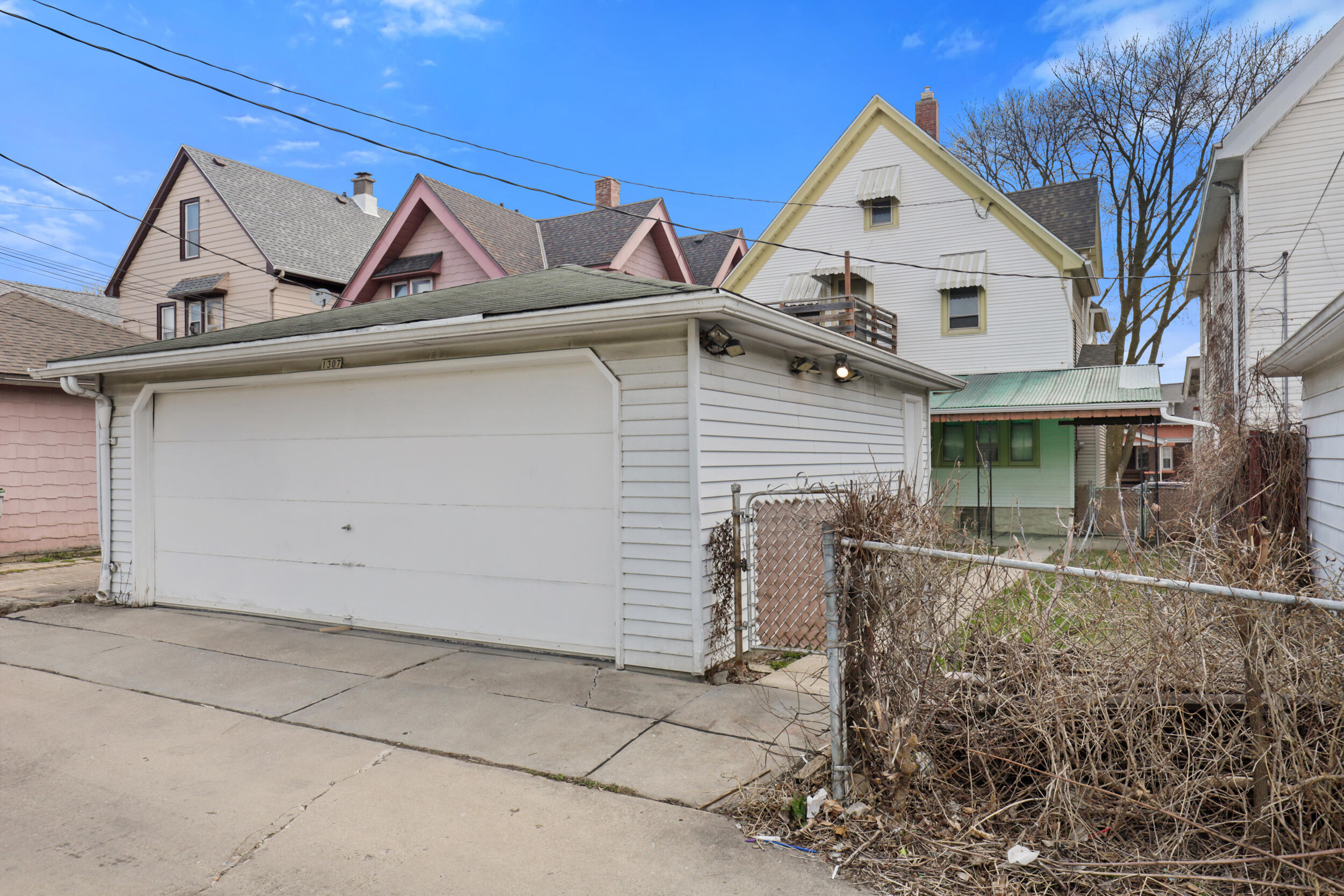 1307 S 30th St