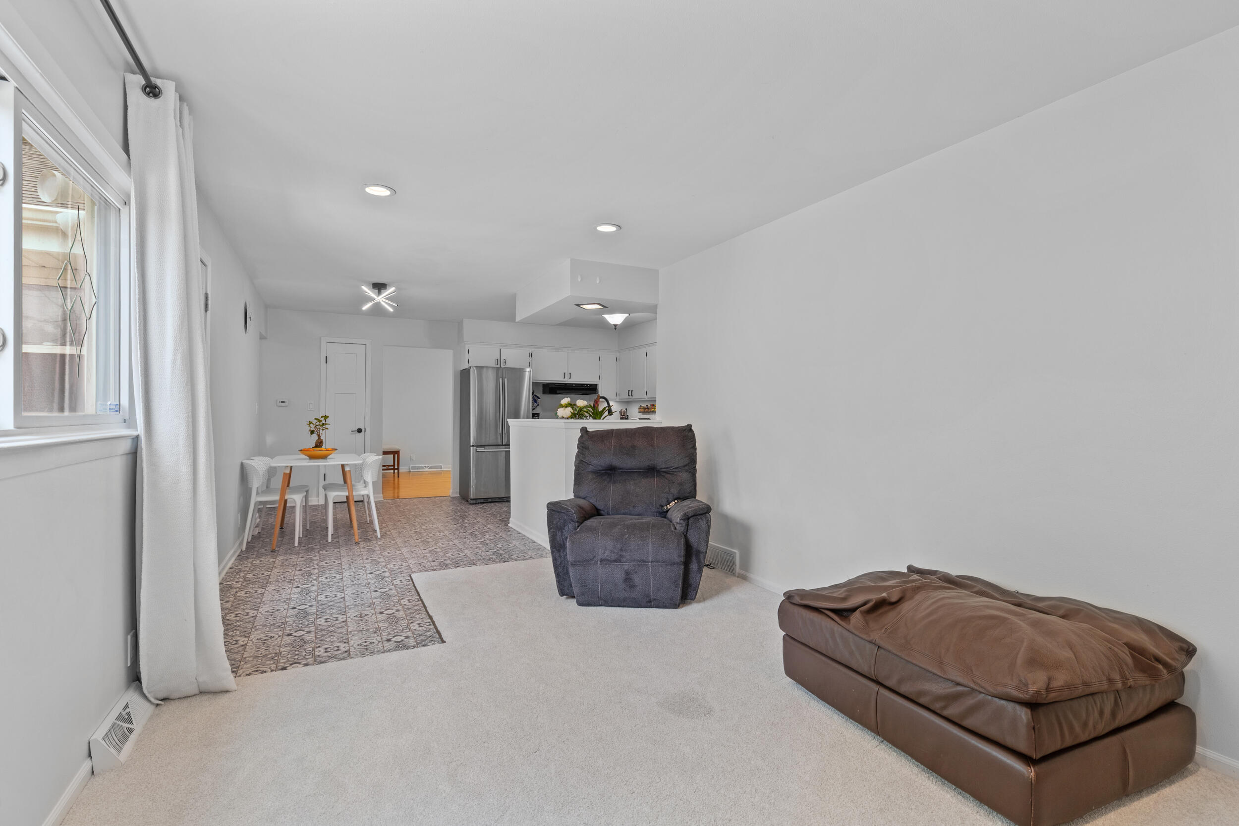 800 Berkeley Dr