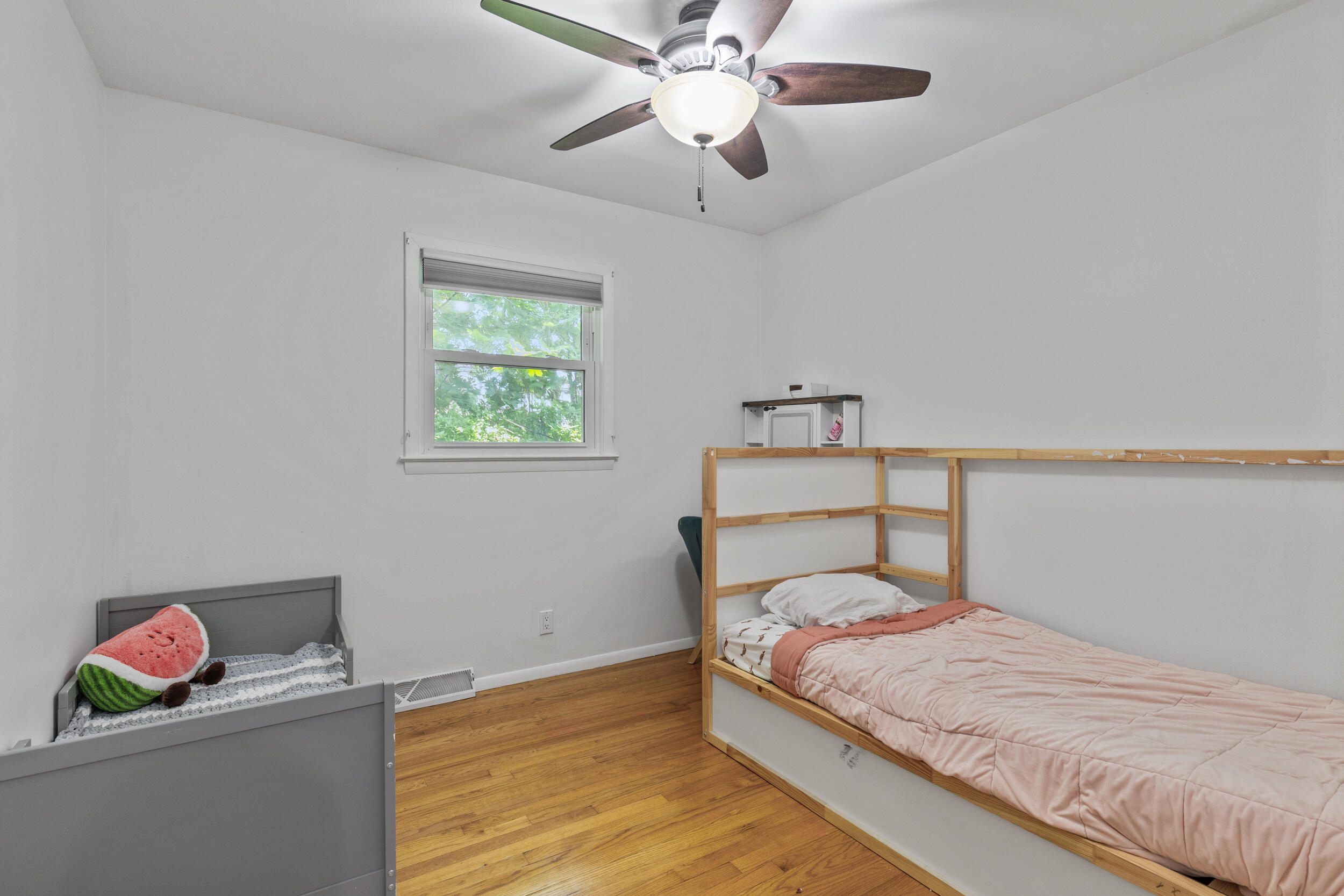 800 Berkeley Dr