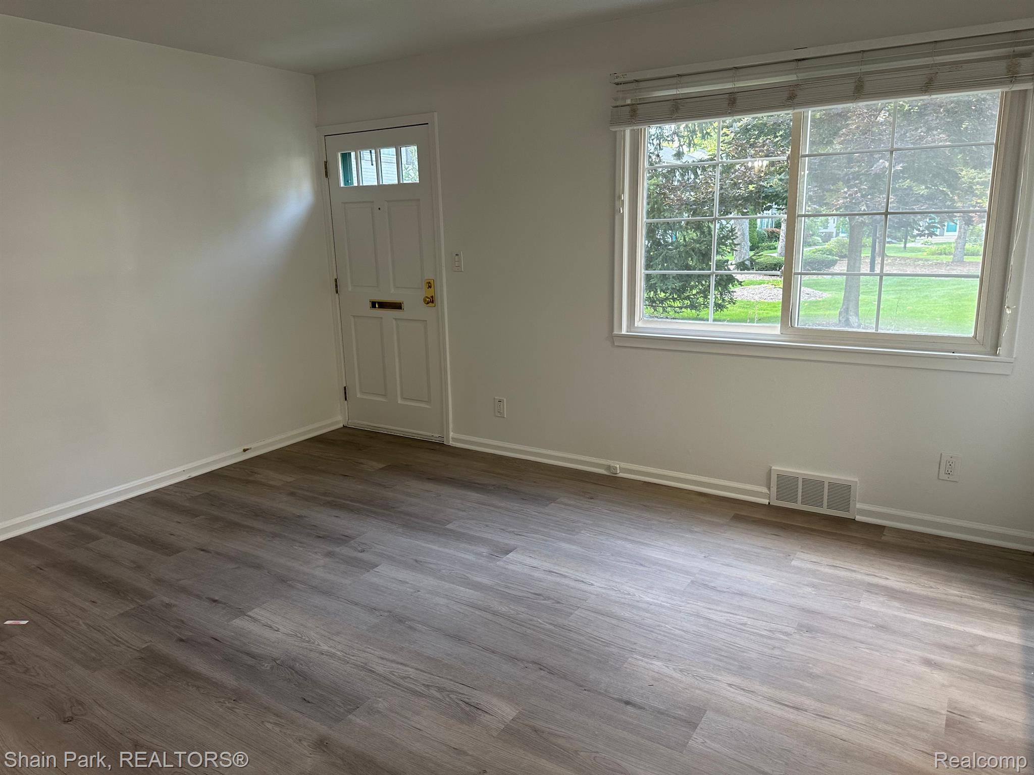 1668 GRAEFIELD Road 64