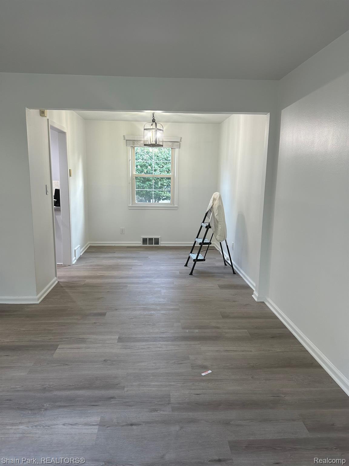 1668 GRAEFIELD Road 64