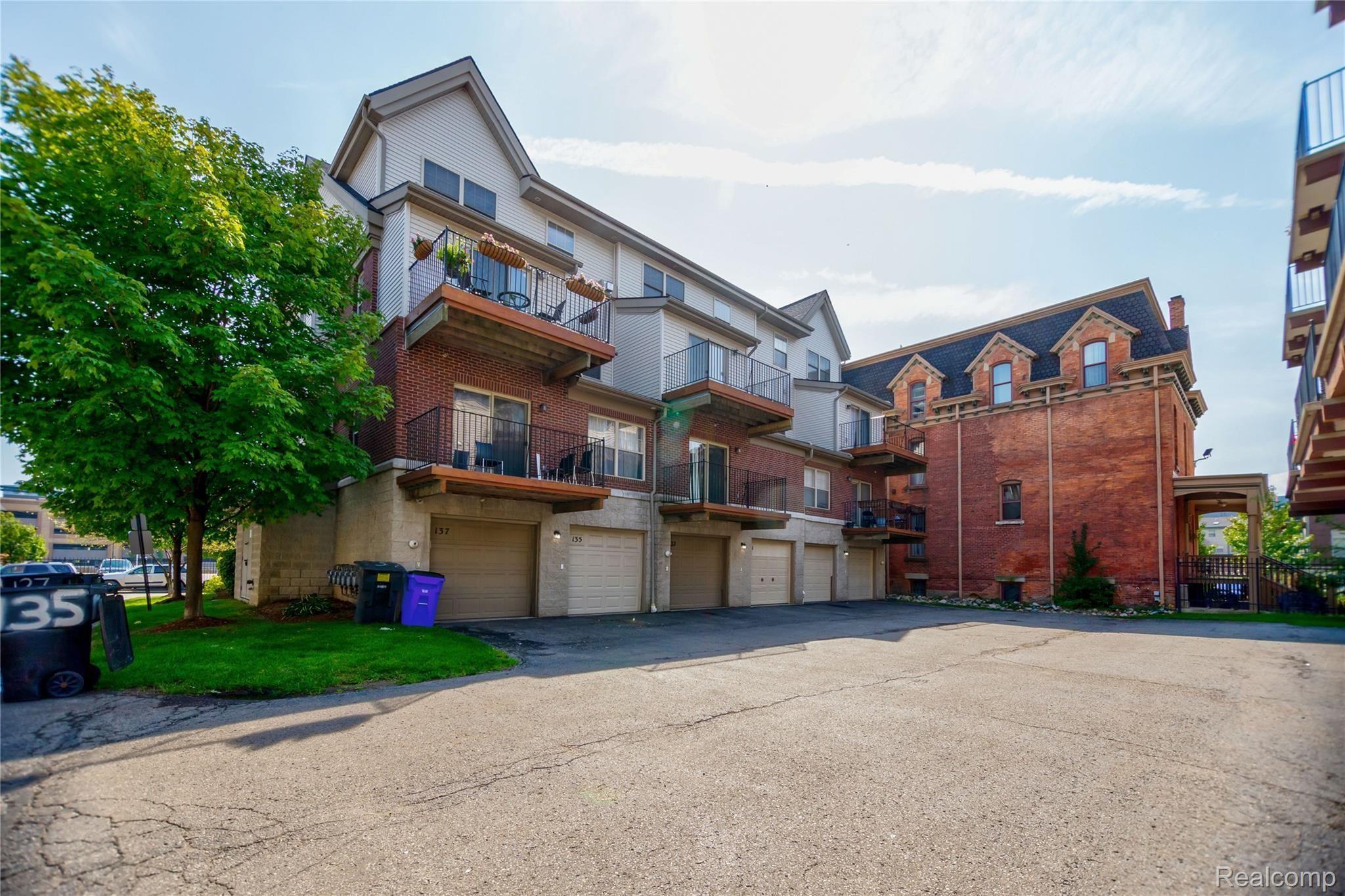 131 WINDER Street