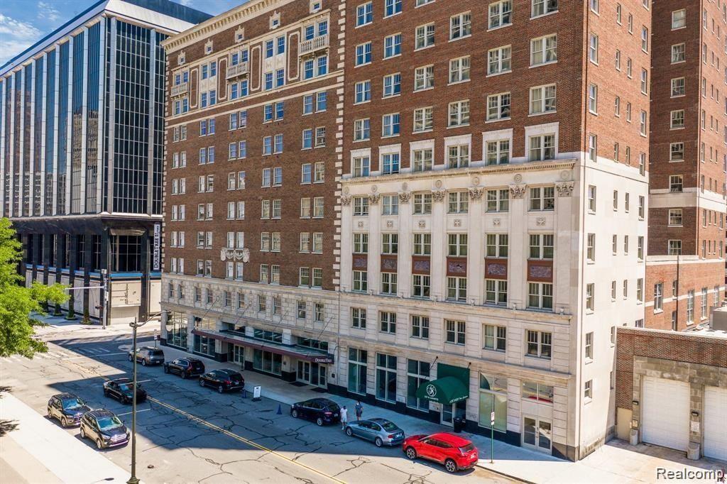 525 W Lafayette Boulevard 16E