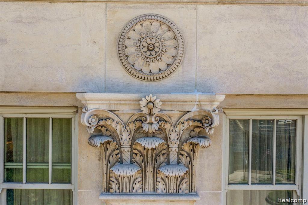 525 W Lafayette Boulevard 16E