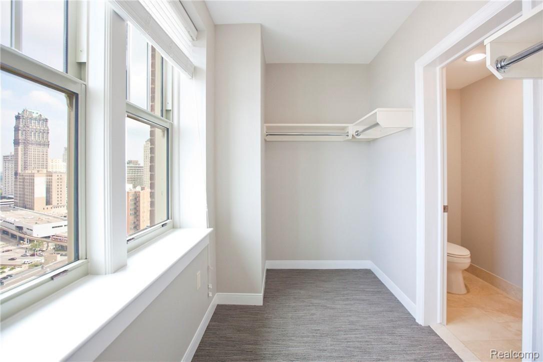 525 W Lafayette Boulevard 13B