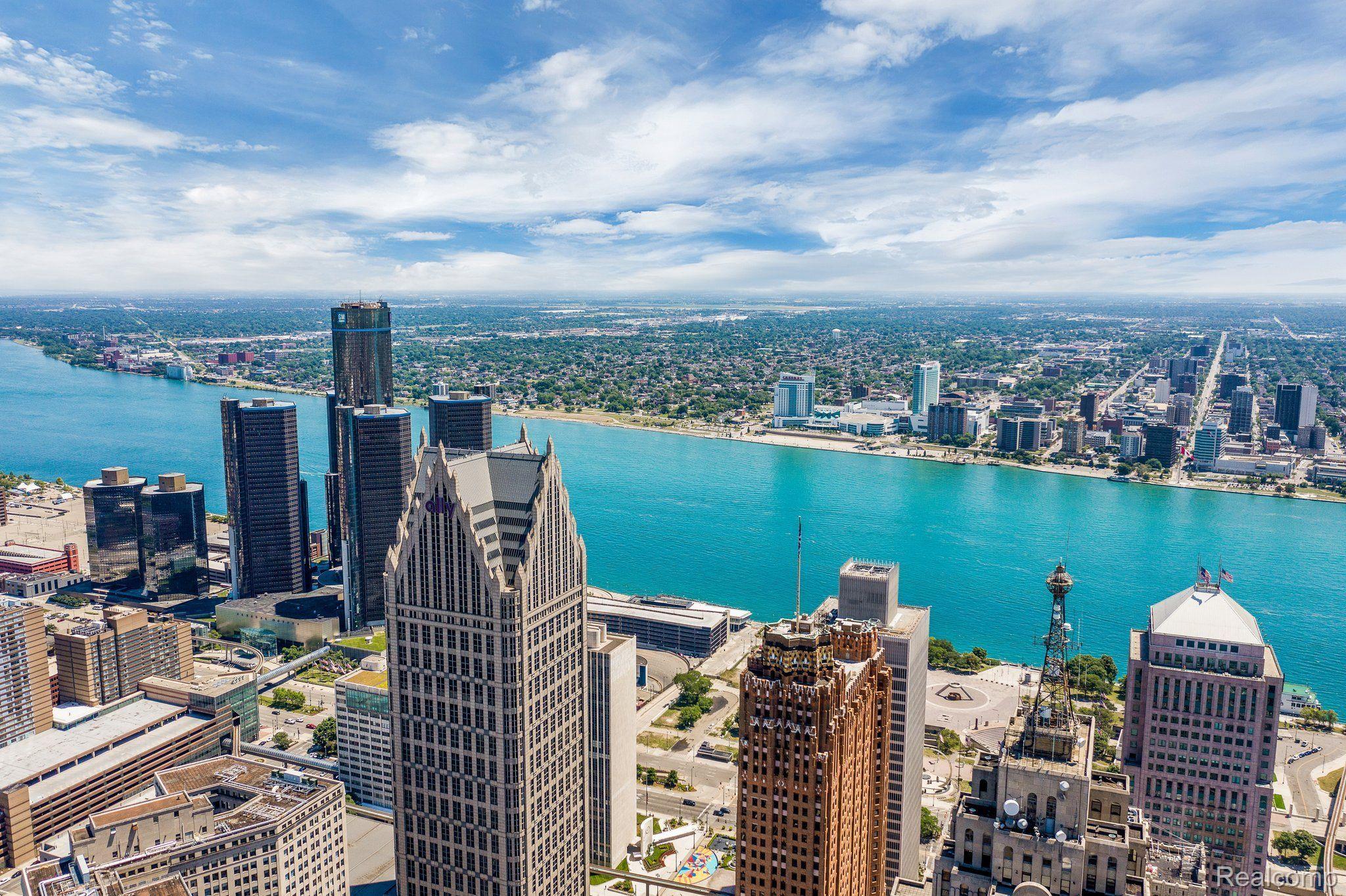 525 W Lafayette Boulevard 13B