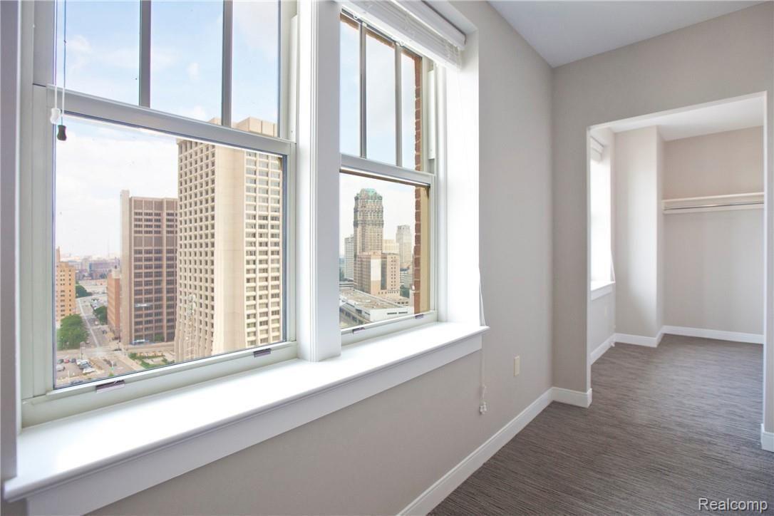 525 W Lafayette Boulevard 13B