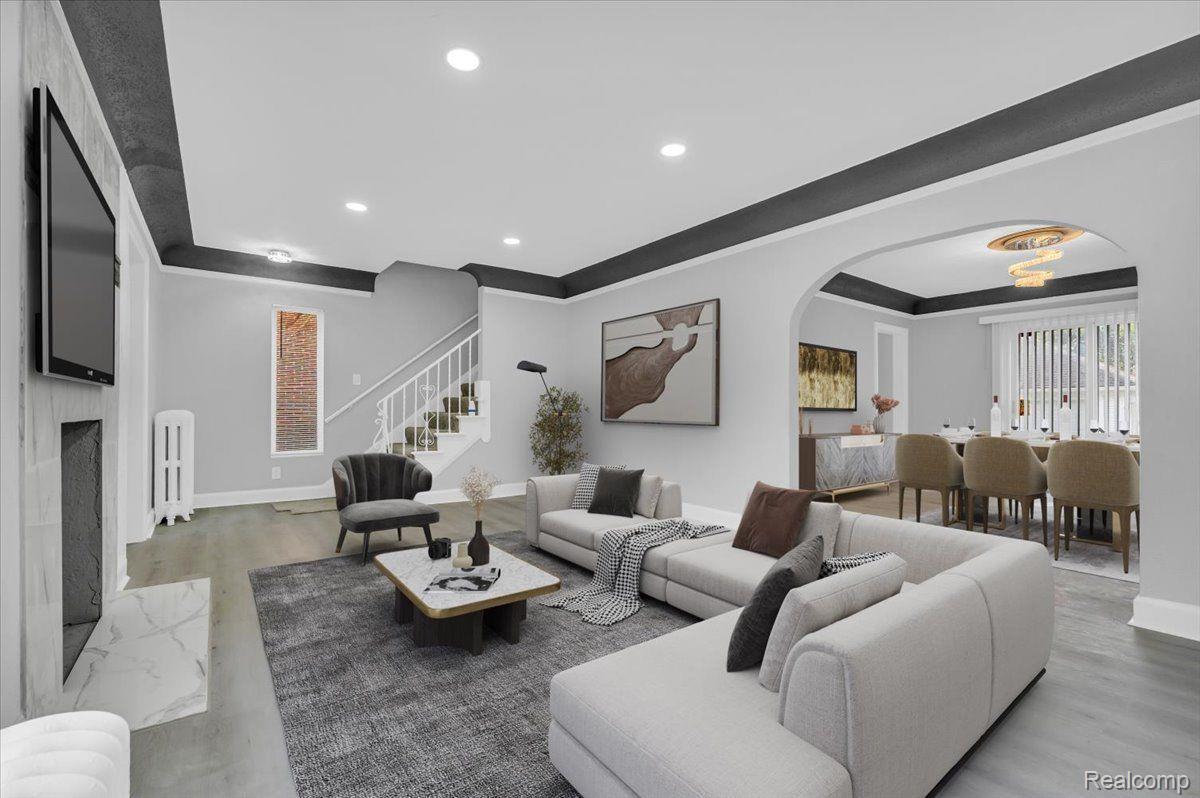 17378 PENNINGTON DR.