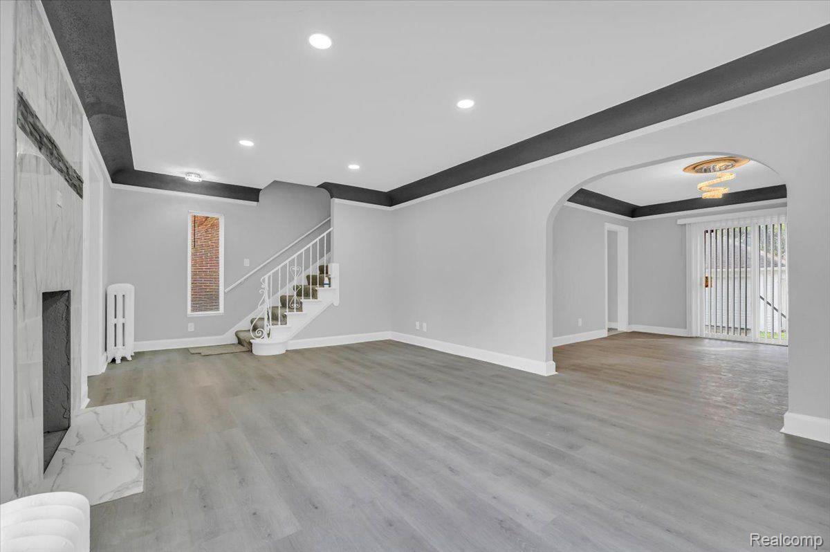 17378 PENNINGTON DR.