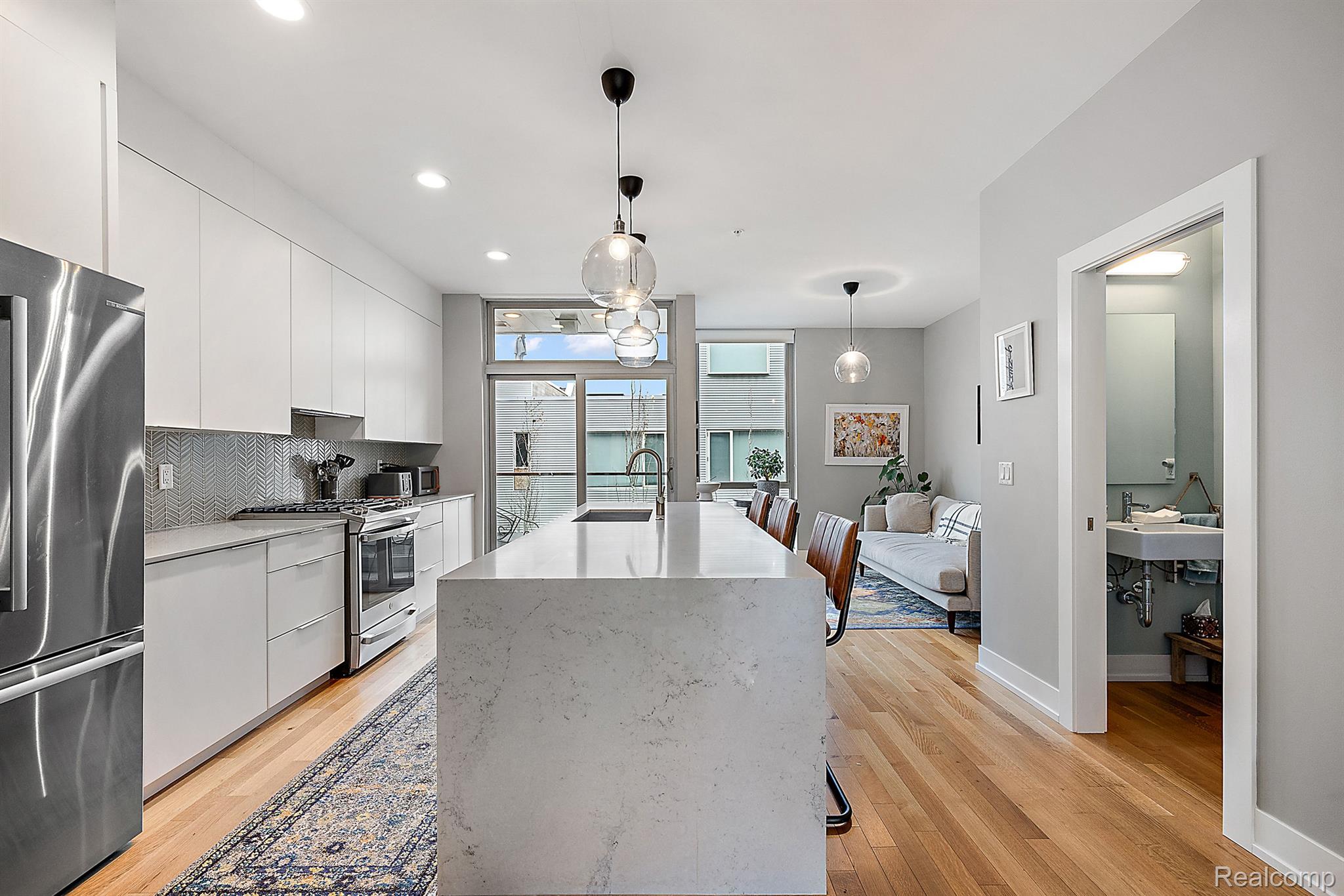 225 Alfred Street