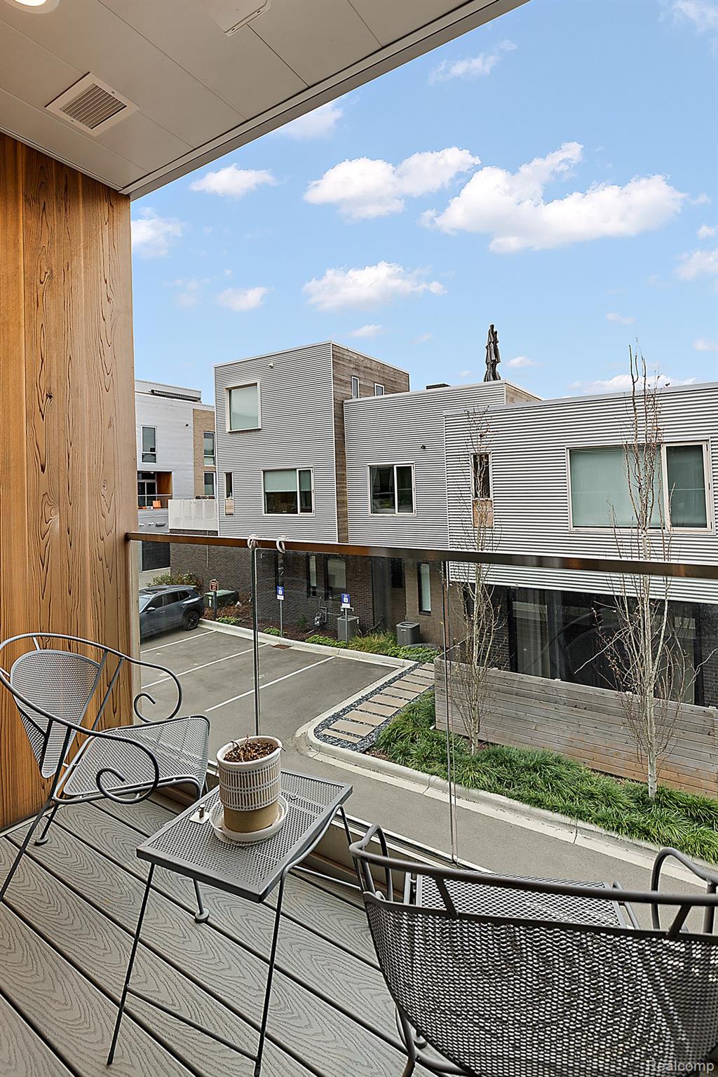 225 Alfred Street