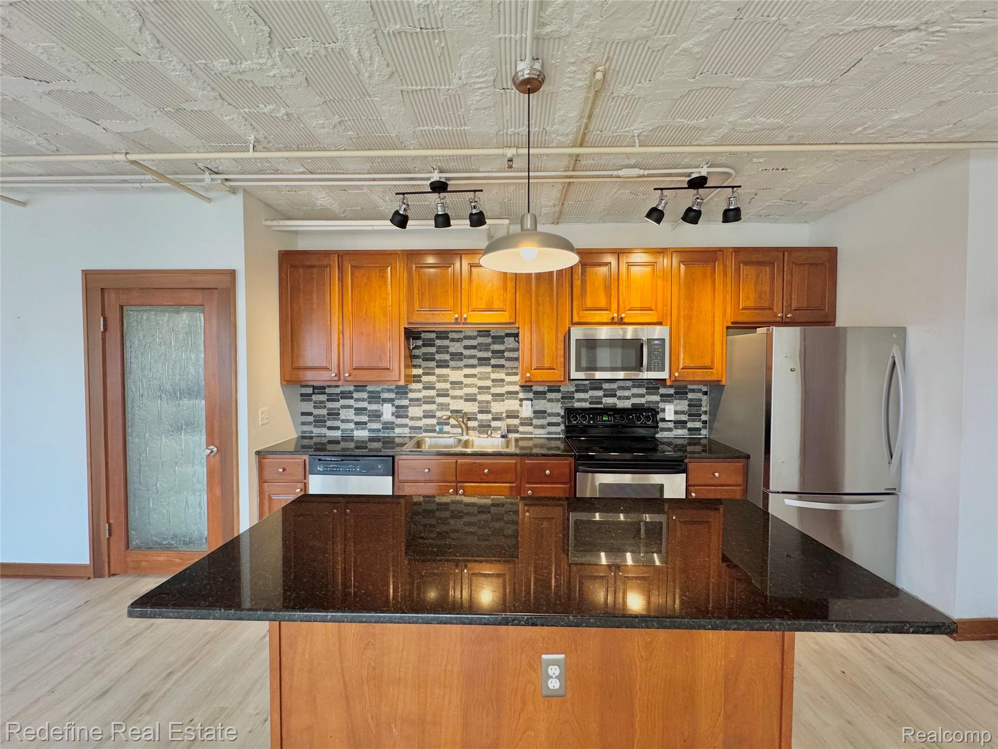 78 Watson Street 14