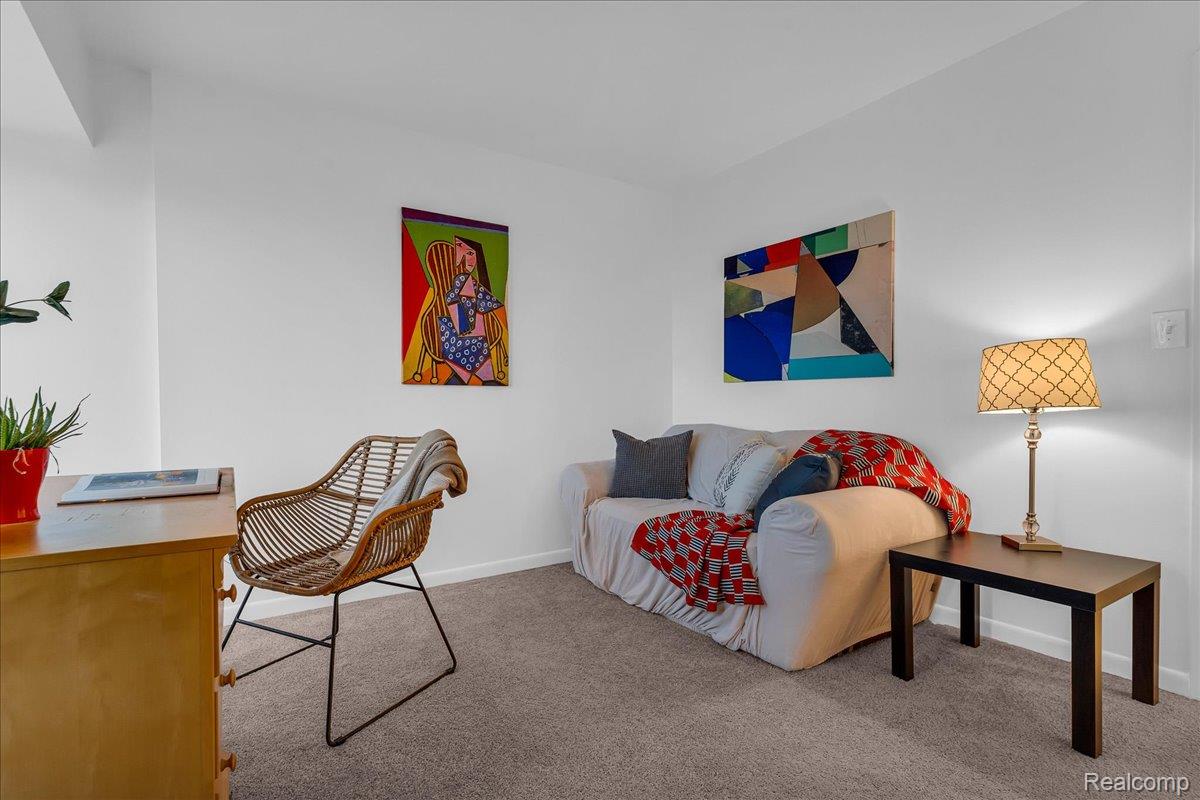 1001 W JEFFERSON Avenue 10E