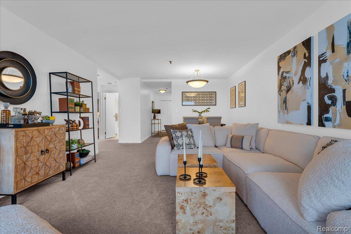 1001 W JEFFERSON Avenue 10E