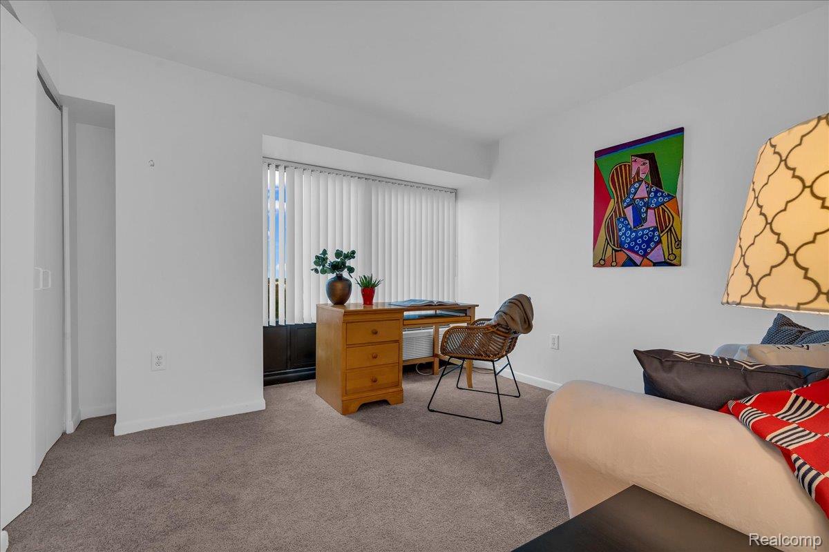 1001 W JEFFERSON Avenue 10E