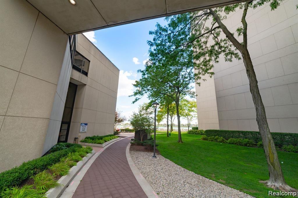 1001 W JEFFERSON Avenue 10E