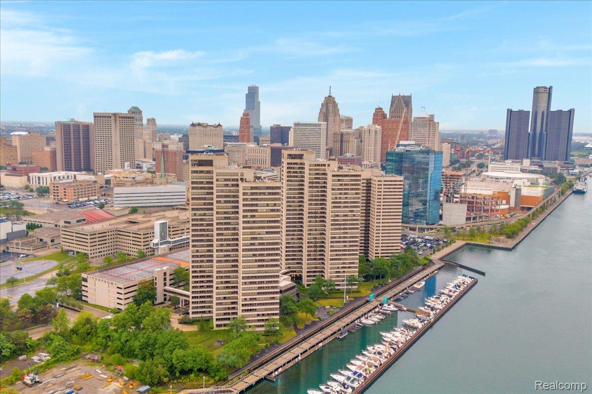 1001 W JEFFERSON Avenue 10E