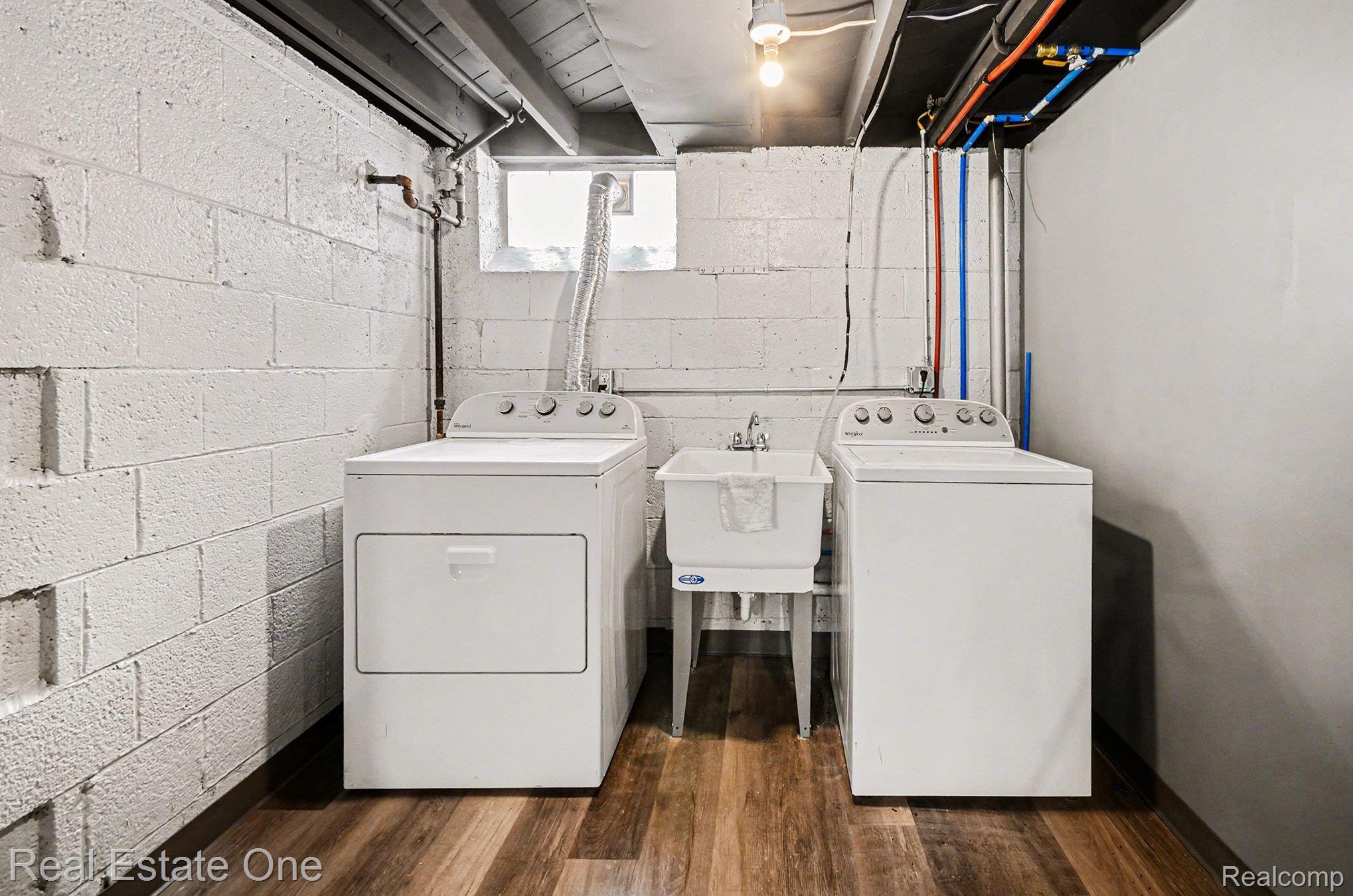 5721 Somerset Avenue