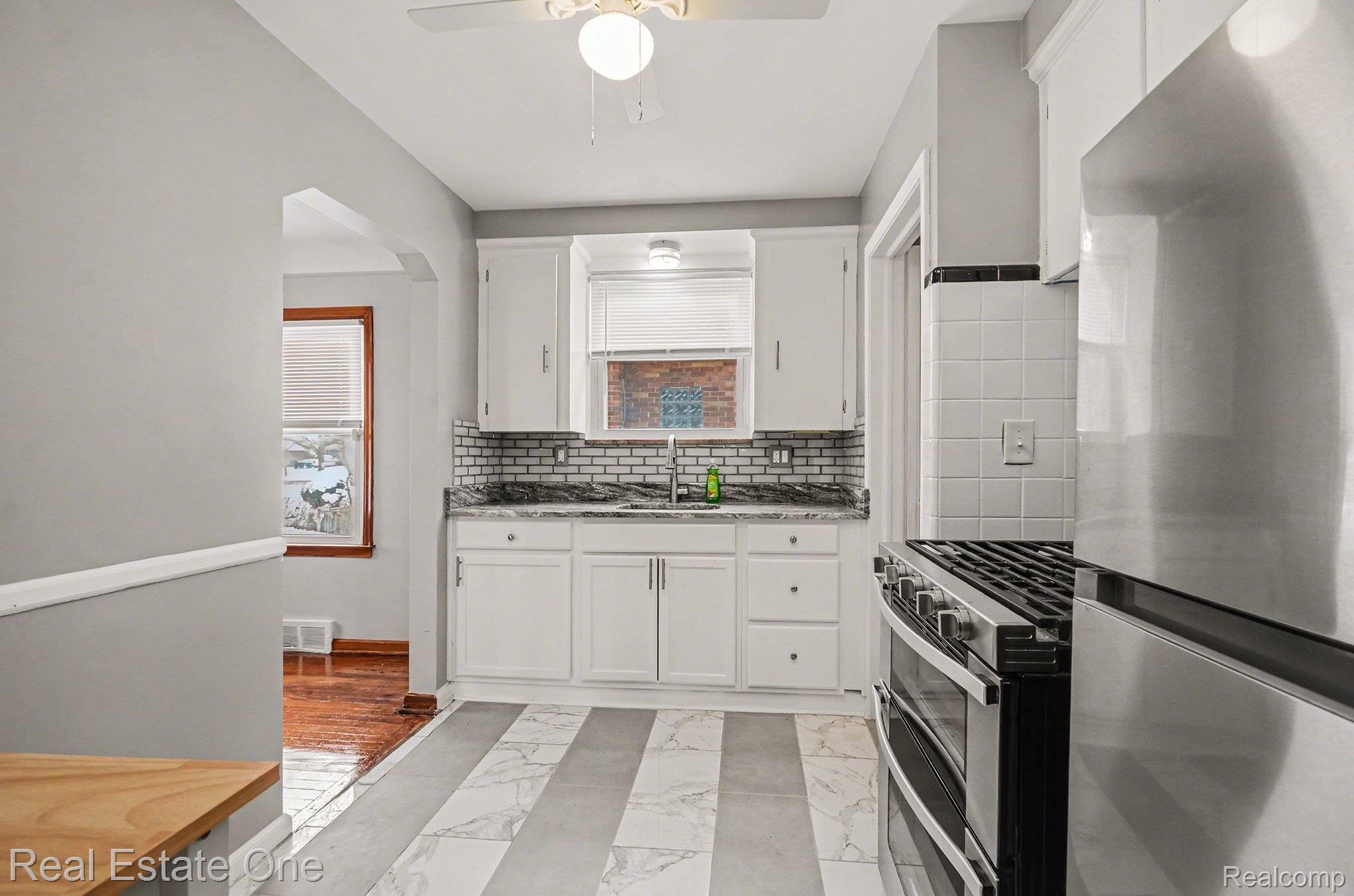 5721 Somerset Avenue