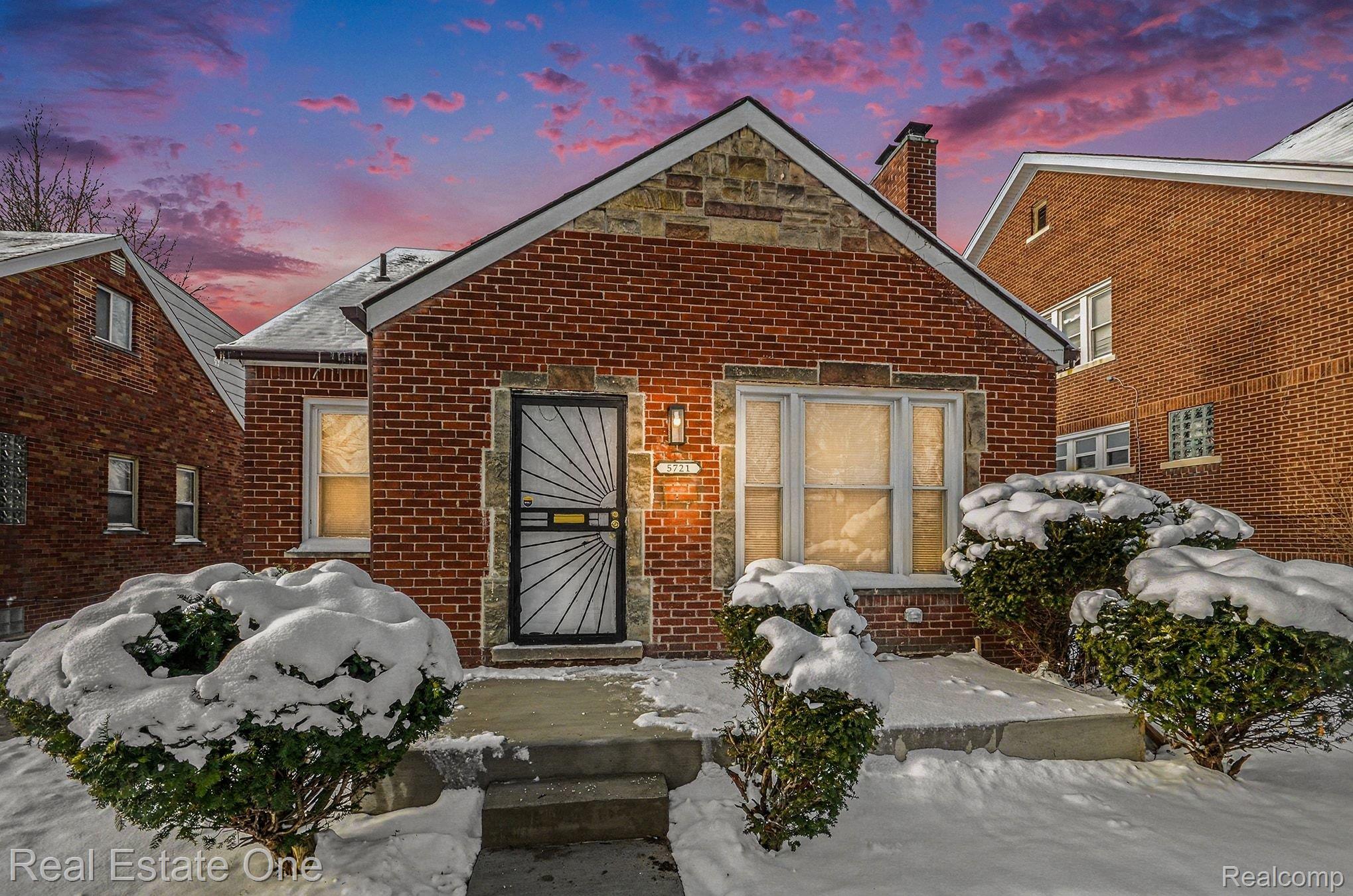 5721 Somerset Avenue