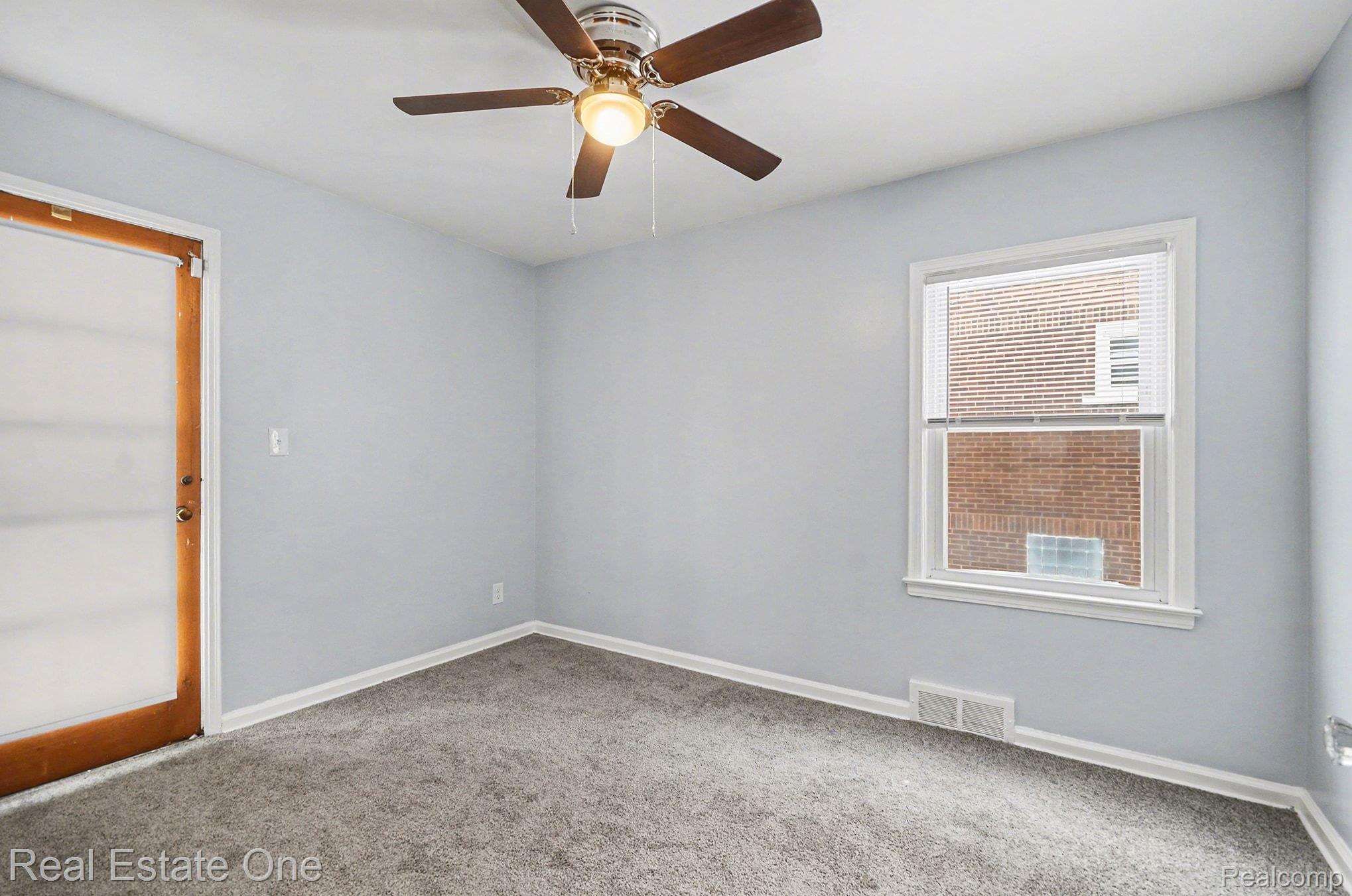 5721 Somerset Avenue