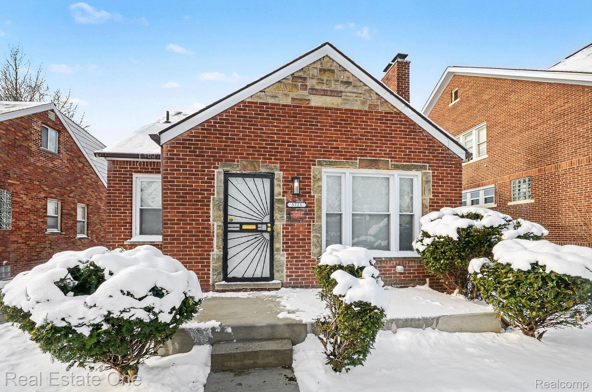 5721 Somerset Avenue