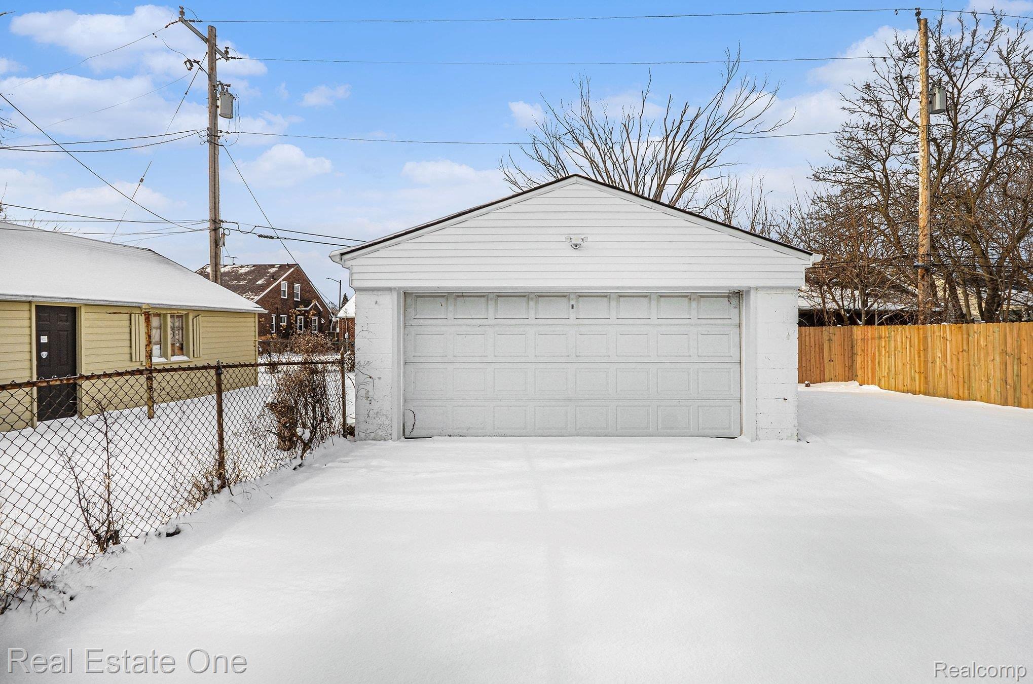 5721 Somerset Avenue